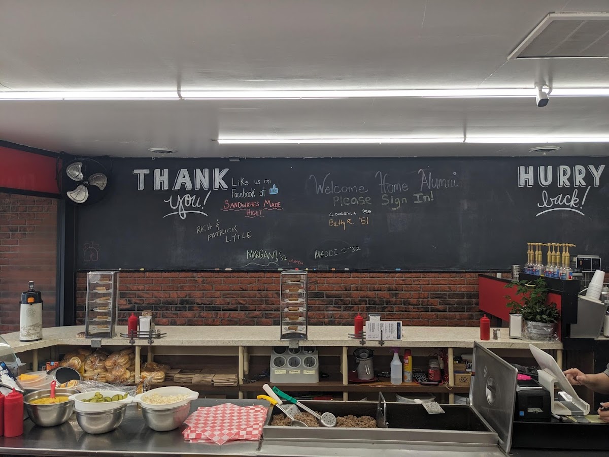 Dan's Sandwich Shop